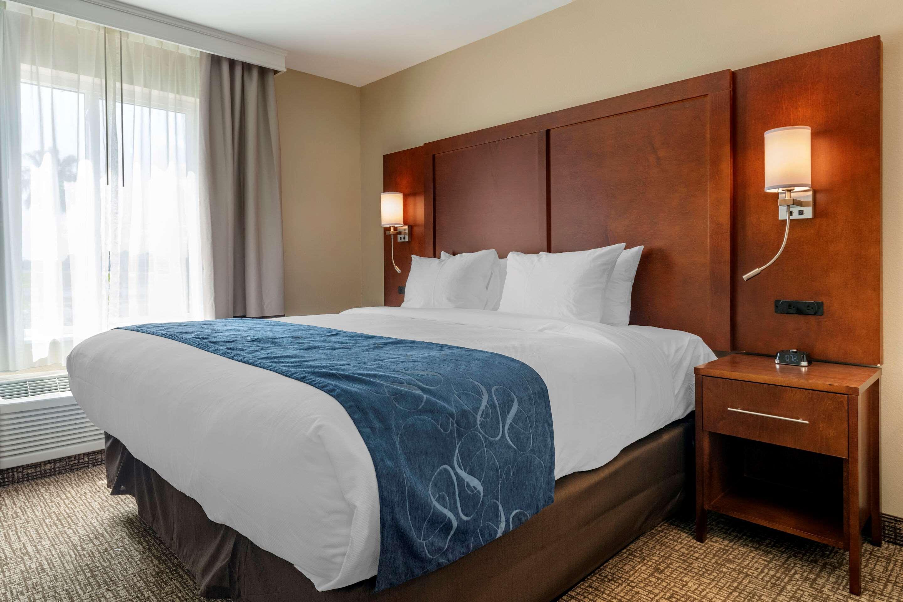 Comfort Suites Daytona Beach-Speedway Exteriér fotografie