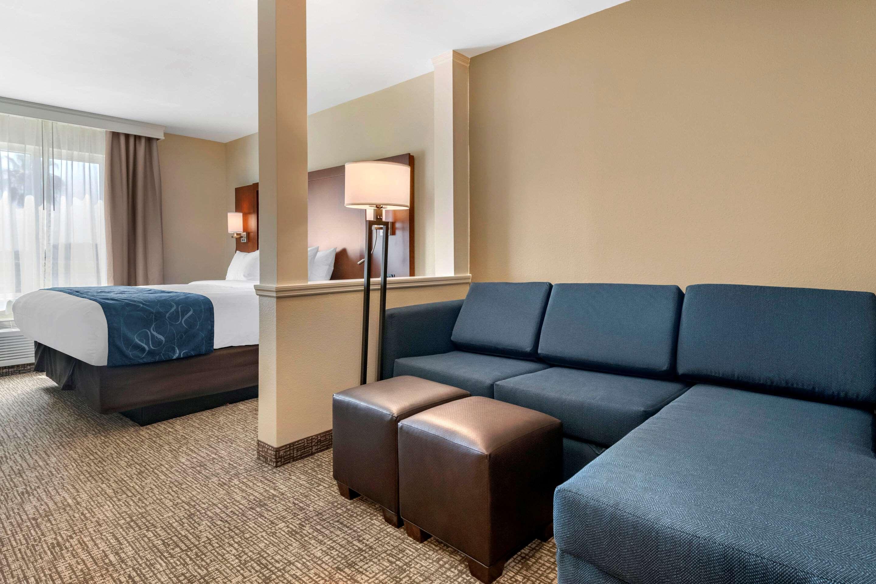 Comfort Suites Daytona Beach-Speedway Exteriér fotografie